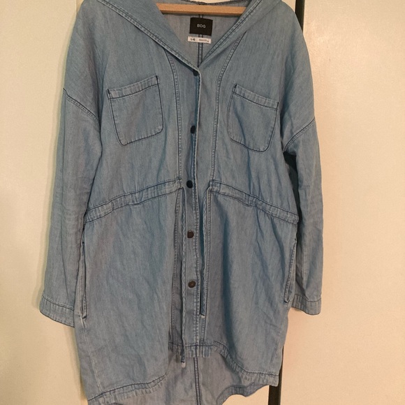 BDG Chambray Hooded Anorak - Picture 2 of 7